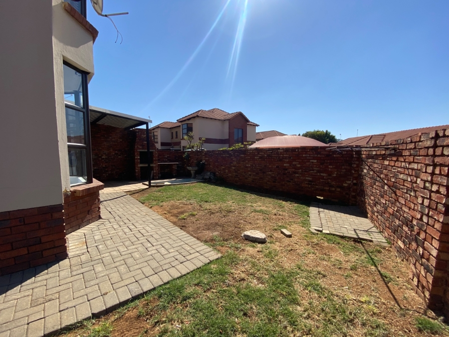 3 Bedroom Property for Sale in Waterval East North West